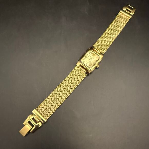 Vintage Peck & Peck Quartz Wristwatch Watch Timepiece Square Mesh Gold Tone main image 9